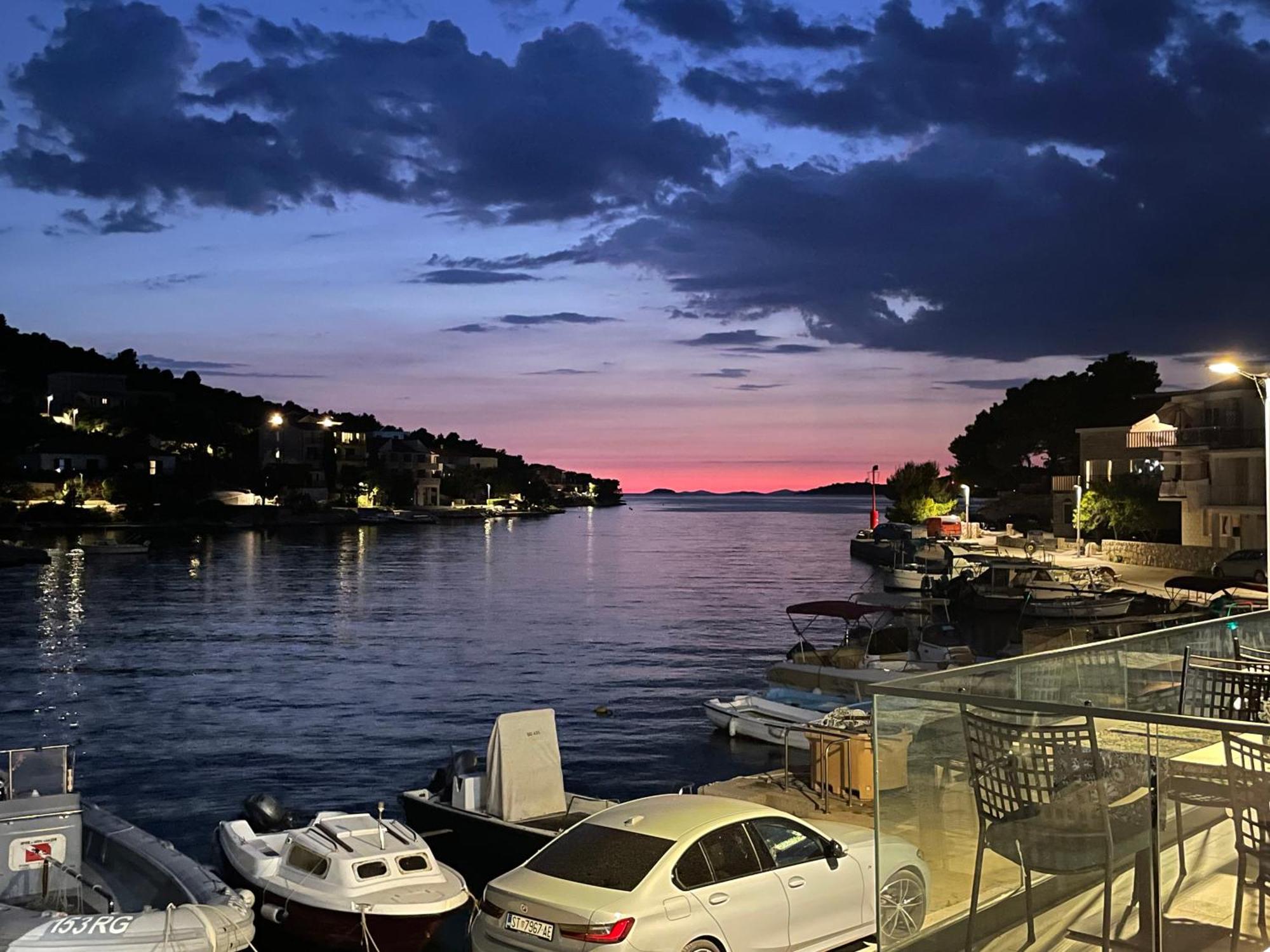 Villa Antoni Ražanj Buitenkant foto